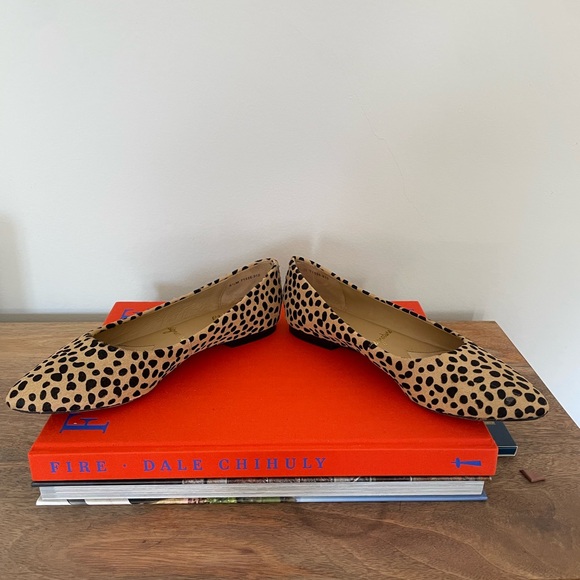 Trotters Estee Woven Flat - DARK TAN CHEETAH CALF HAIR - Picture 4 of 6